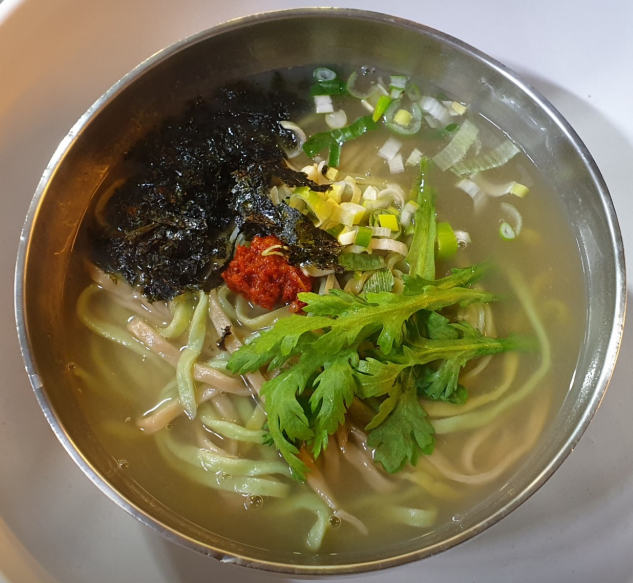 오늘N 오늘은국수먹는날 부산 김가네 삼색칼국수 정보 산더미해물칼국수 물총칼국수 육전메밀