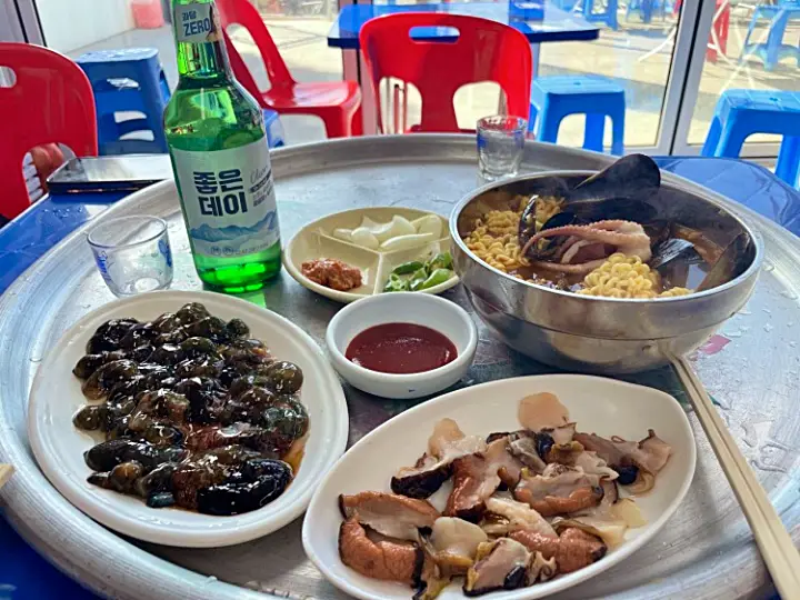 부산 영도 멍게, 소라회 해삼, 성게 김밥, 전복 해녀 해산물 맛집