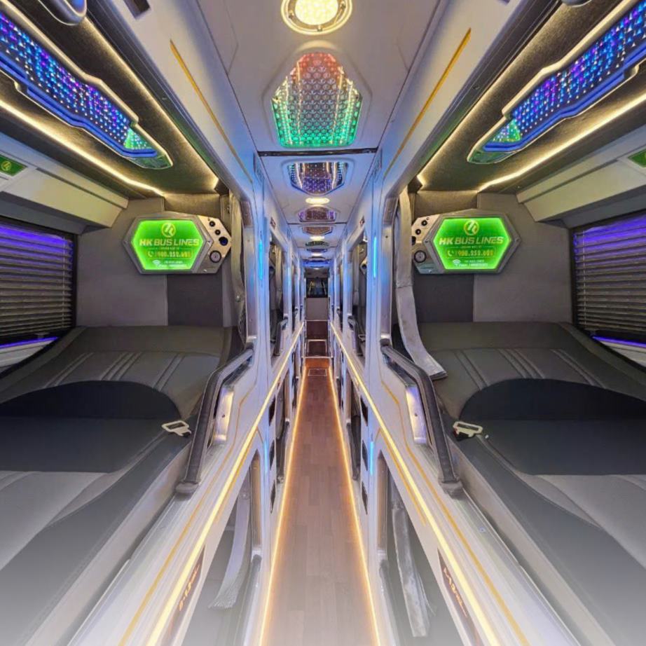 HK 슬리핑 버스 내부