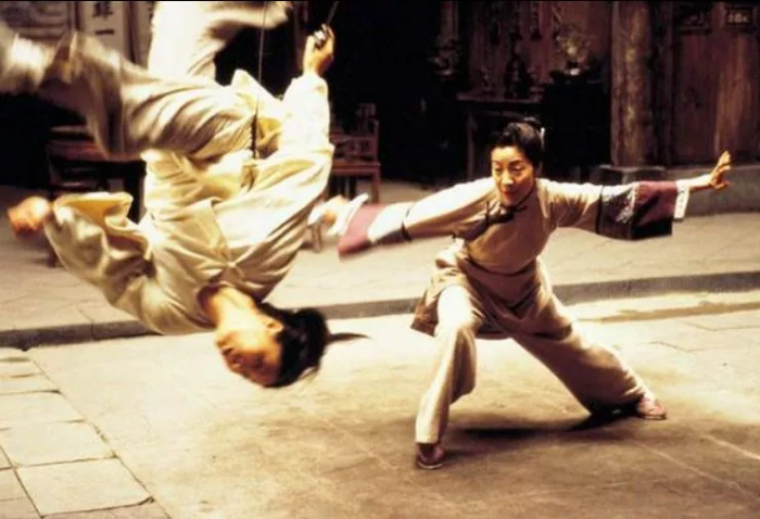 수련과 소룡의 대결