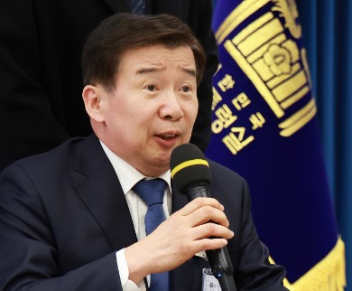 유철환 권익위원장 프로필 고향 나이 평가