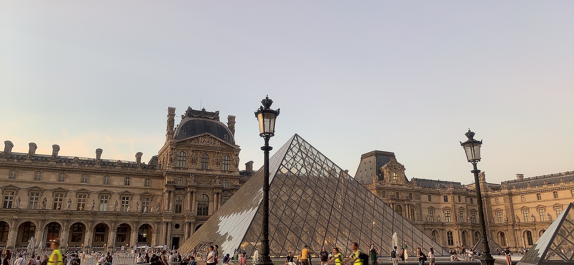 파리 루브르박물관