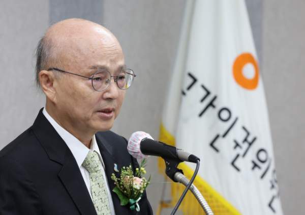 안창호 인권위원장 프로필