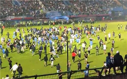 인도네시아 축구장 참사 사건 현장