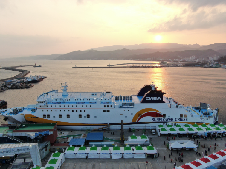 울진대게 축제 체험 프로그램 행사 크루즈 투어 요트 승선