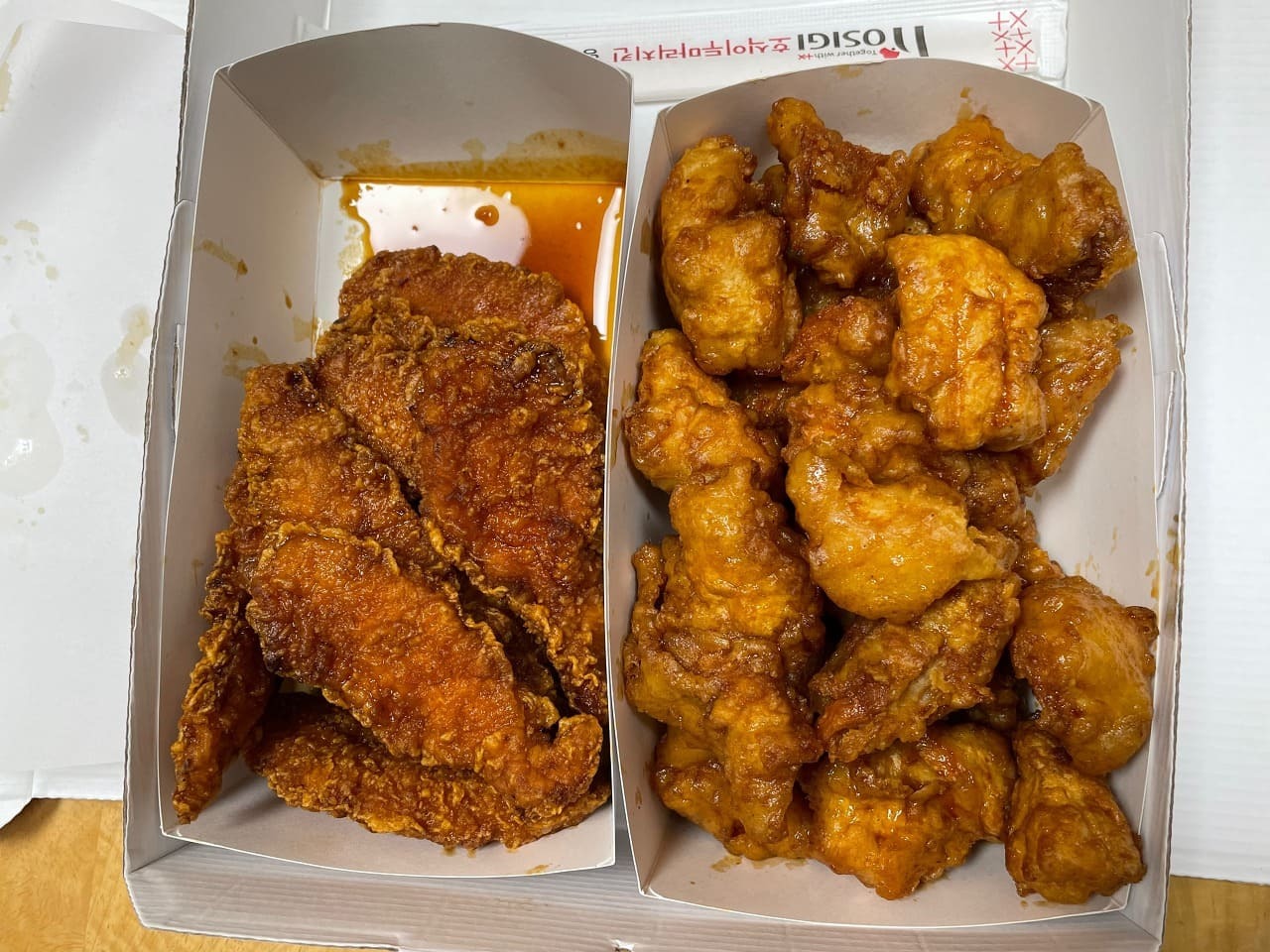 호식이두마리치킨 매운간장 순살&#44; 안심텐더 매운간장 사진