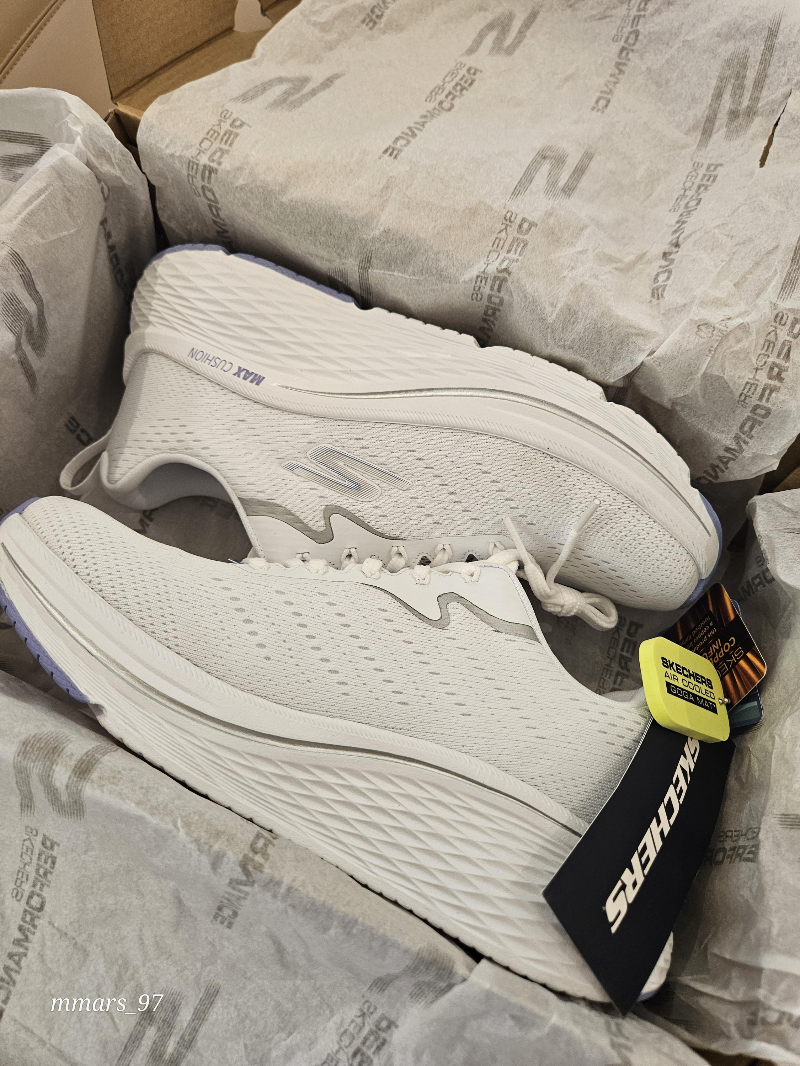 수원-스타필드-스케쳐스