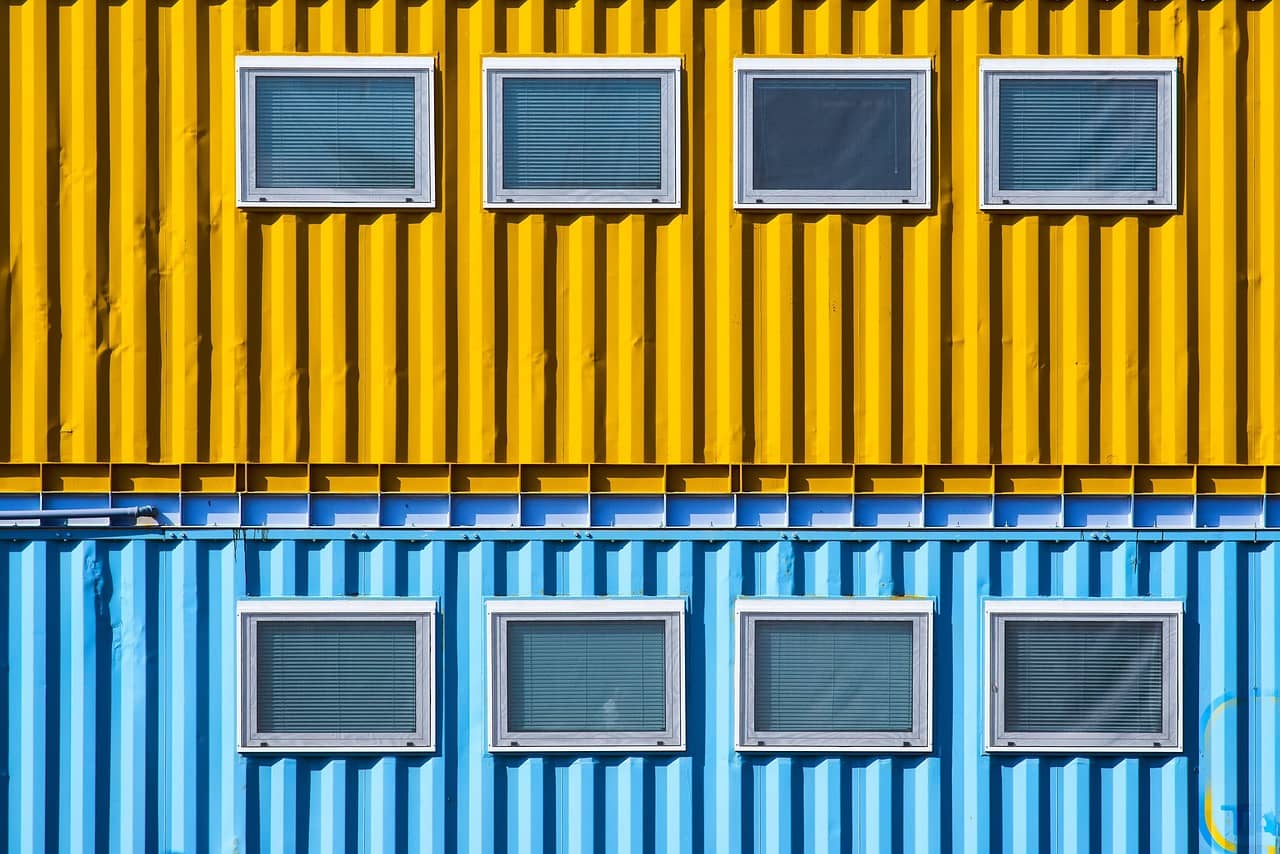 ‘컨테이너 하우스’에 대한 환상과 진실: 단열부터 녹 문제까지