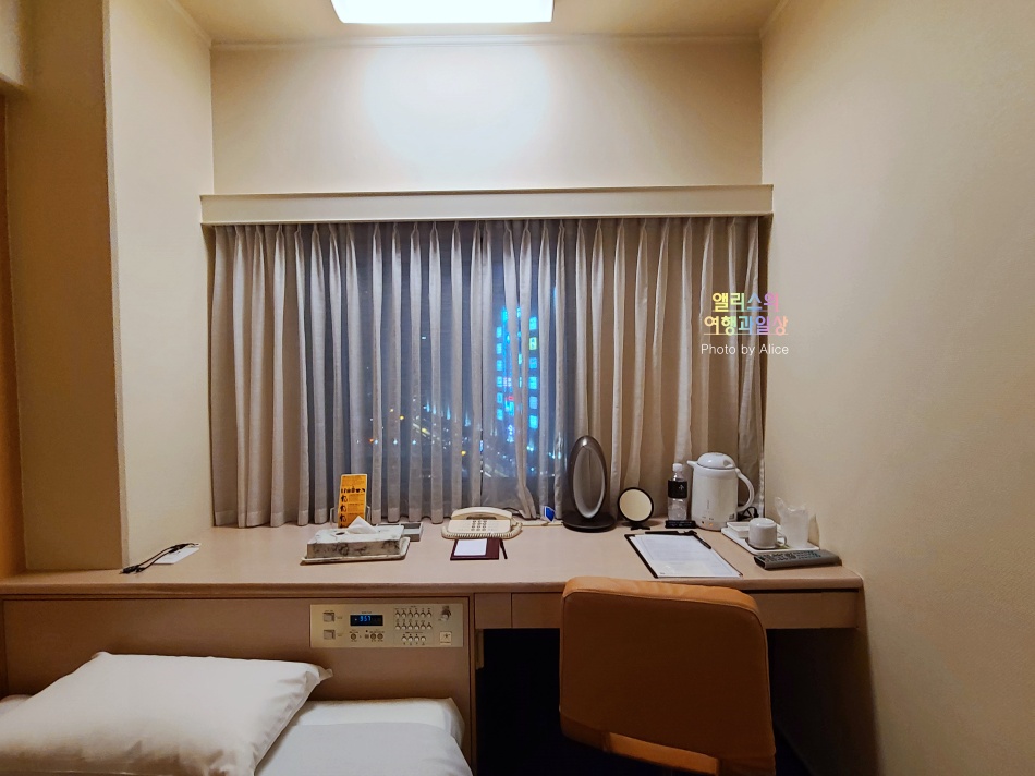 우메다 역 근처 위치 좋은 뉴 한큐 오사카 호텔 스탠다드 싱글룸 솔직후기