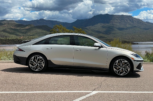 2024 아이오닉 6 외부디자인