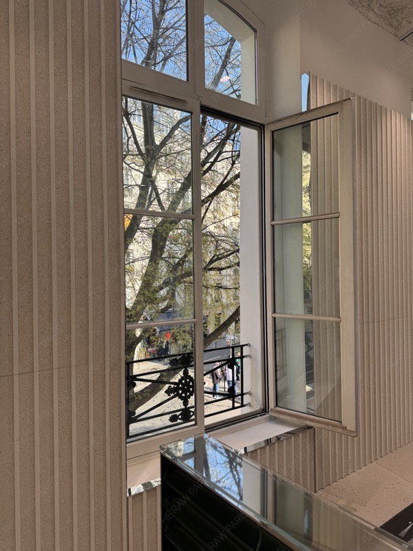 젠몬 매장에서 보이는 마레 바깥풍경 2..