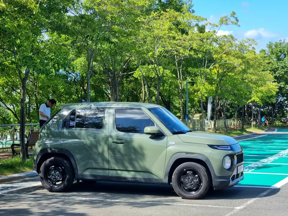 대구스타디움 주차장에서 잠시 머물렀습니다.