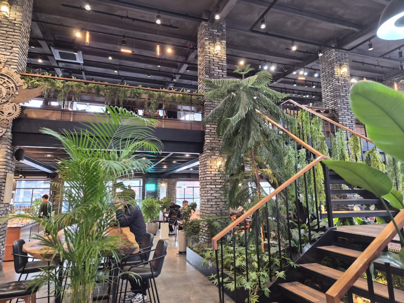 동탄 일리에 콩브레 대형 베이커리 카페 외관