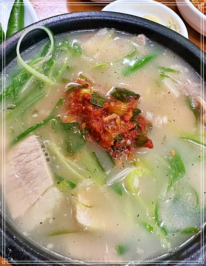 이만기 동네한바퀴 밀양&#44; 원도심&#44; 내이동 깊고 진한 인생의 맛&#44; 밀양돼지국밥 맛집
