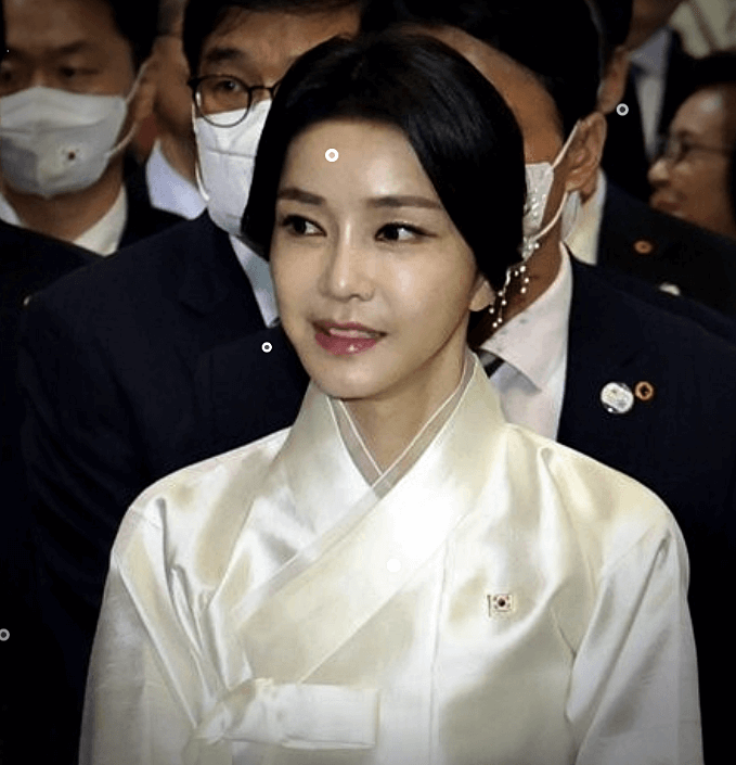 김건희 