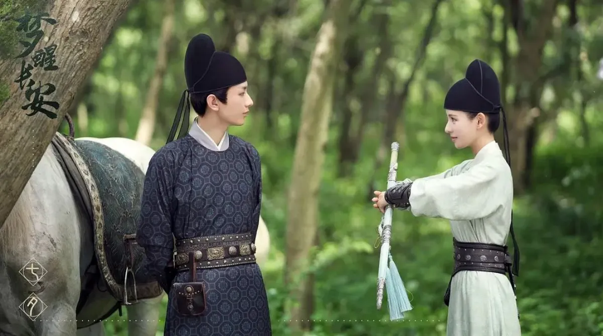 여군가-제염에게-인사하는-정약어-마주보고-있는-모습