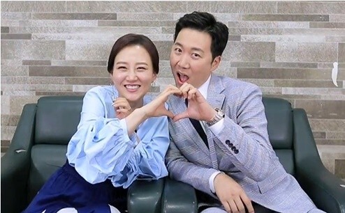 장윤정 나이 프로필 결혼 남편 도경완 인스타 키 과거 리즈 노홍철 화보 재산