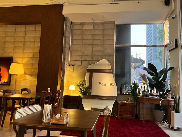 넓고 분위기 좋았음 2