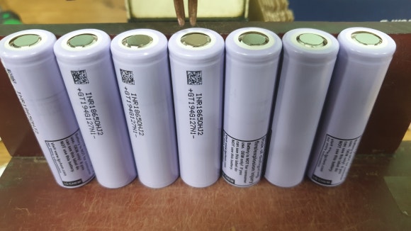  리튬이온 18650 셀 