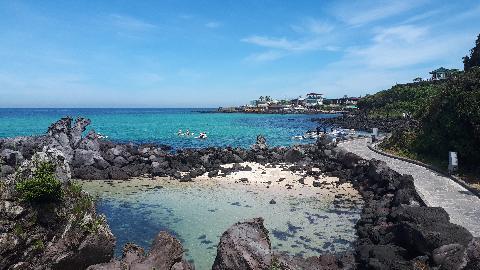 한담해안산책로 (Handam Coastal Walk)