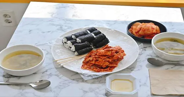 만나충무김밥 통영강구안점