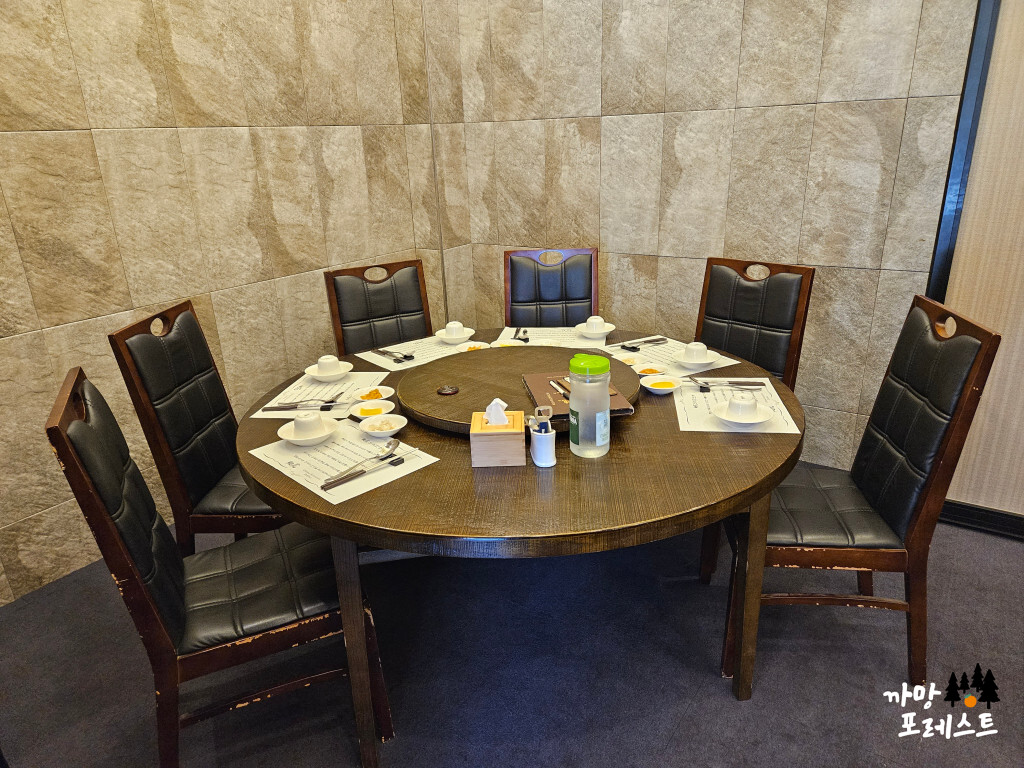 도화 중식집 매장 내부