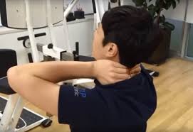 뒷골이 땡기는 증상