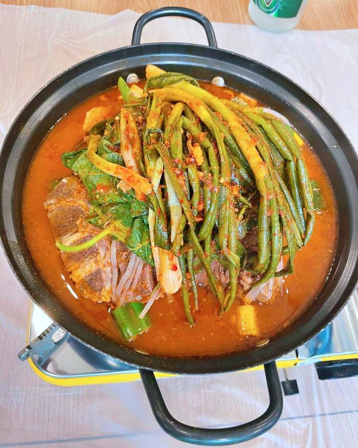 맛있는녀석들 산더미 파김치 감자탕