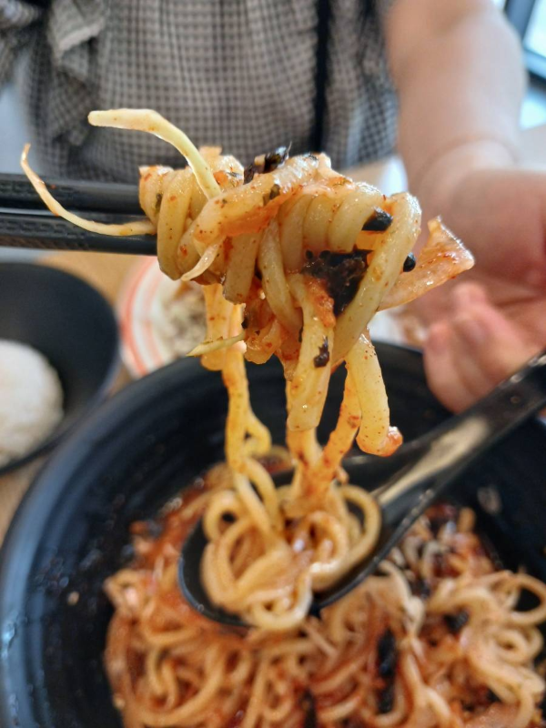 역전우동 역전비빔면 한젓가락