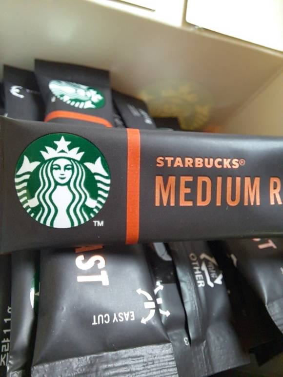 스타벅스 스틱 생김새