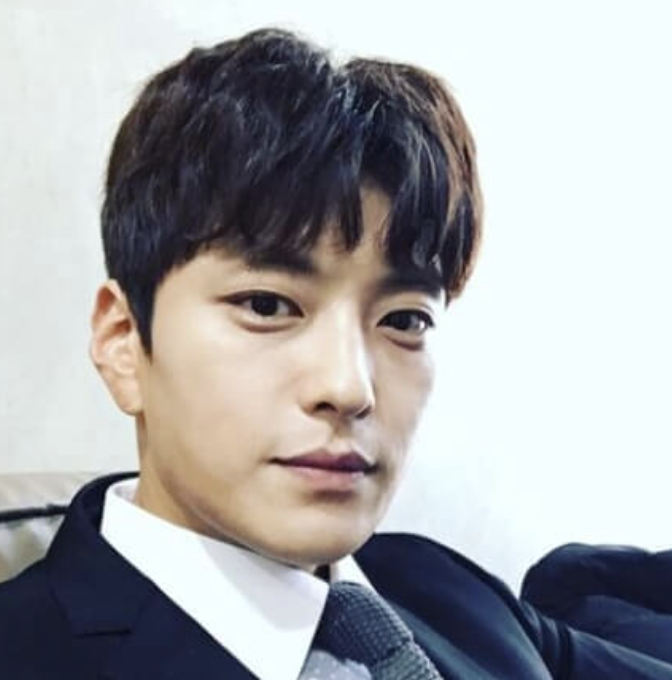장승조 셀카