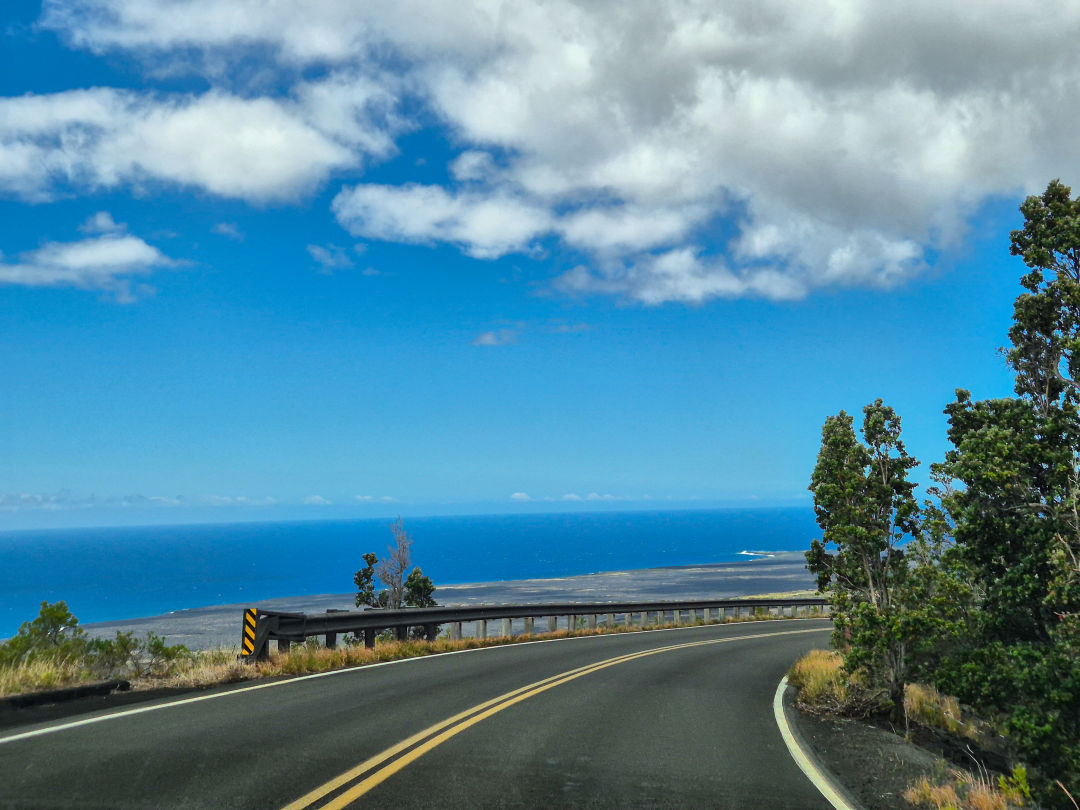 홀레이 시 아치 크레이터로드