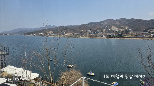 2층에서-본-북한강뷰