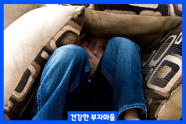 불안은 스트레스에 대한 자연스러운 반응이지만 불안 수준이 너무 높으면 공황장애로 이어질 수 있습니다