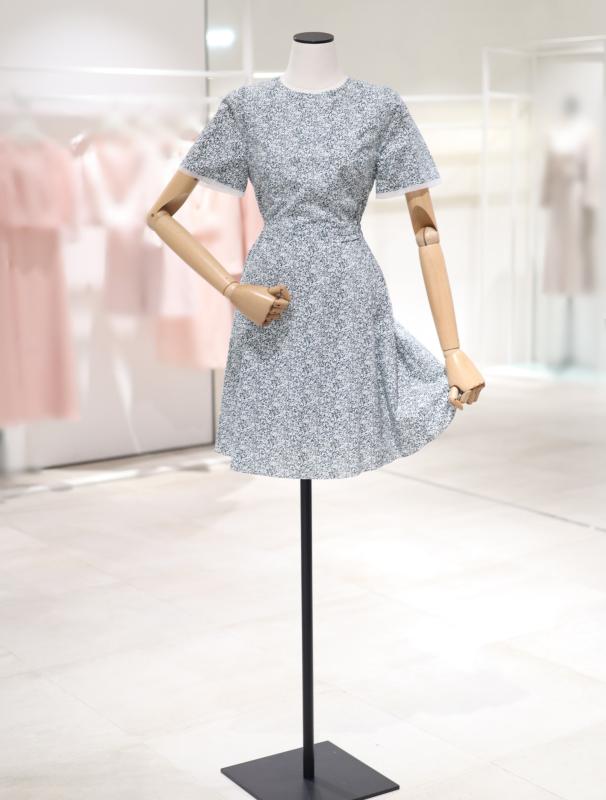 잇미샤 잔꽃프린트미니원피스 ITL4ZOP420