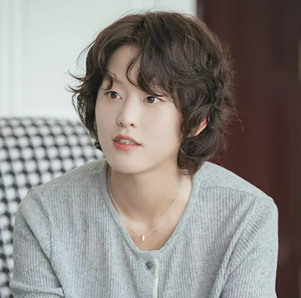 21세기 대군부인 이연