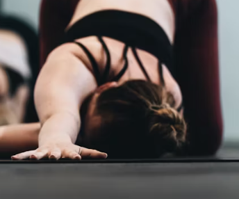 목 디스크 증상 원인 운동요법 치료방법