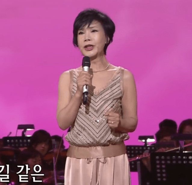 문주란 공항 대합실