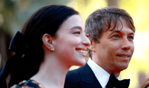 영화 아노라 정보&amp;#44; 총평&amp;#44; 결말(스포주의) 칸 시상식 마이키 매디슨과 감독 션 베이커 