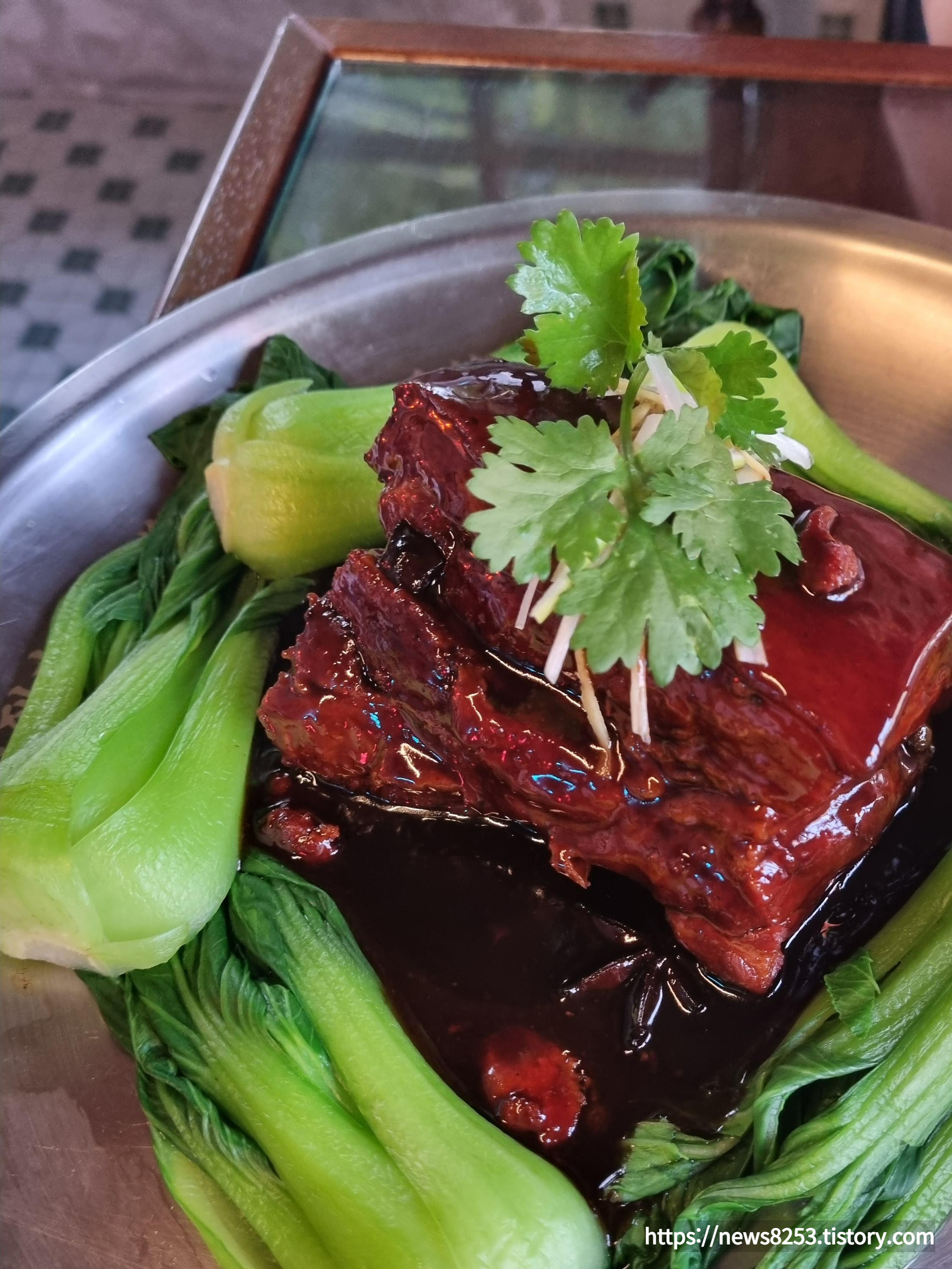 통삼겹 동파육
