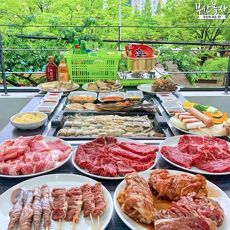 투데이 맛있는 메뉴 맛대맛 무한리필 장어구이, 조개구이, 삼겹살 목살 돼지고기, 소고기 무제한 맛있는 식당 추천 김해 내동 수로왕릉역 맛집
