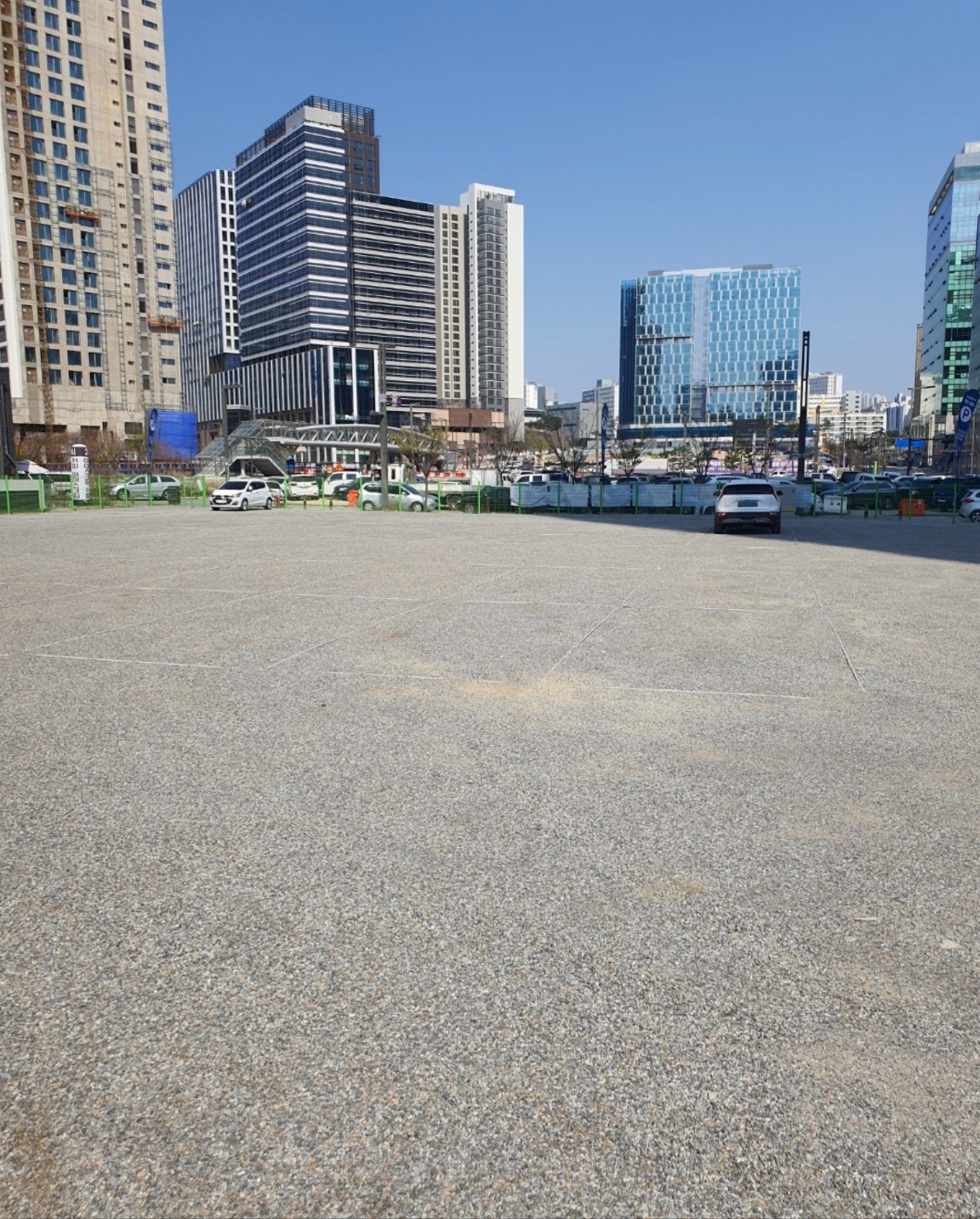 나대지-주차장은-요즘-떠오르는-무인-주차장-사업입니다.