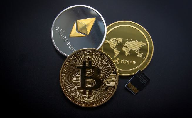 비트코인과 알트코인의 차이: 개념, 기술, 투자 관점의 전면 비교