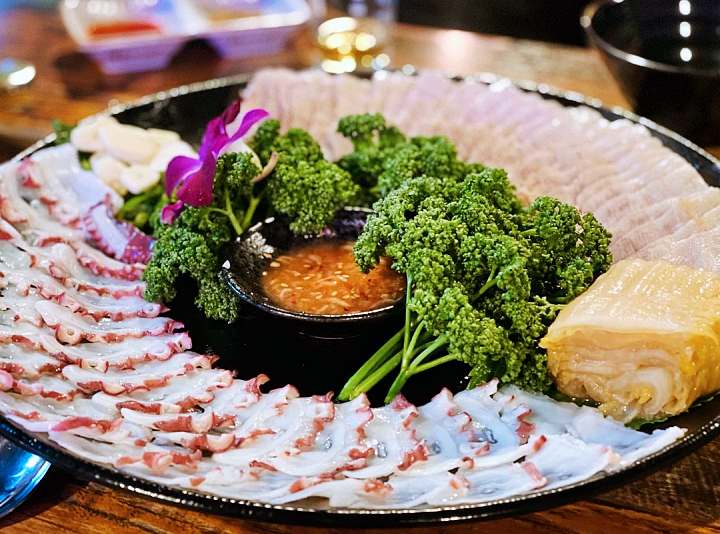 생생정보 문어삼합 맛집