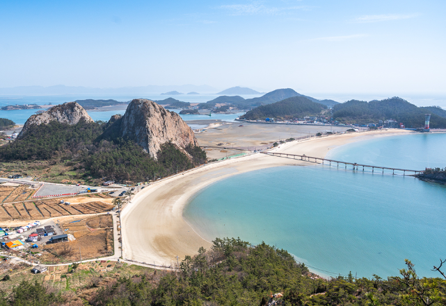 군산 생활비 상세표 (1~4인 가구 기준) &mdash; 크지 않아서 가능한, 예측 가능한 생활의 도시