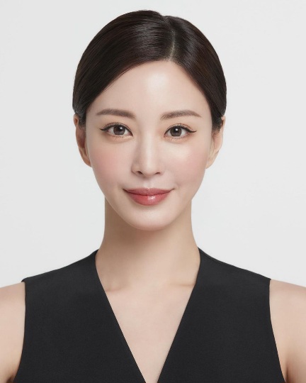 한예슬 여권사진