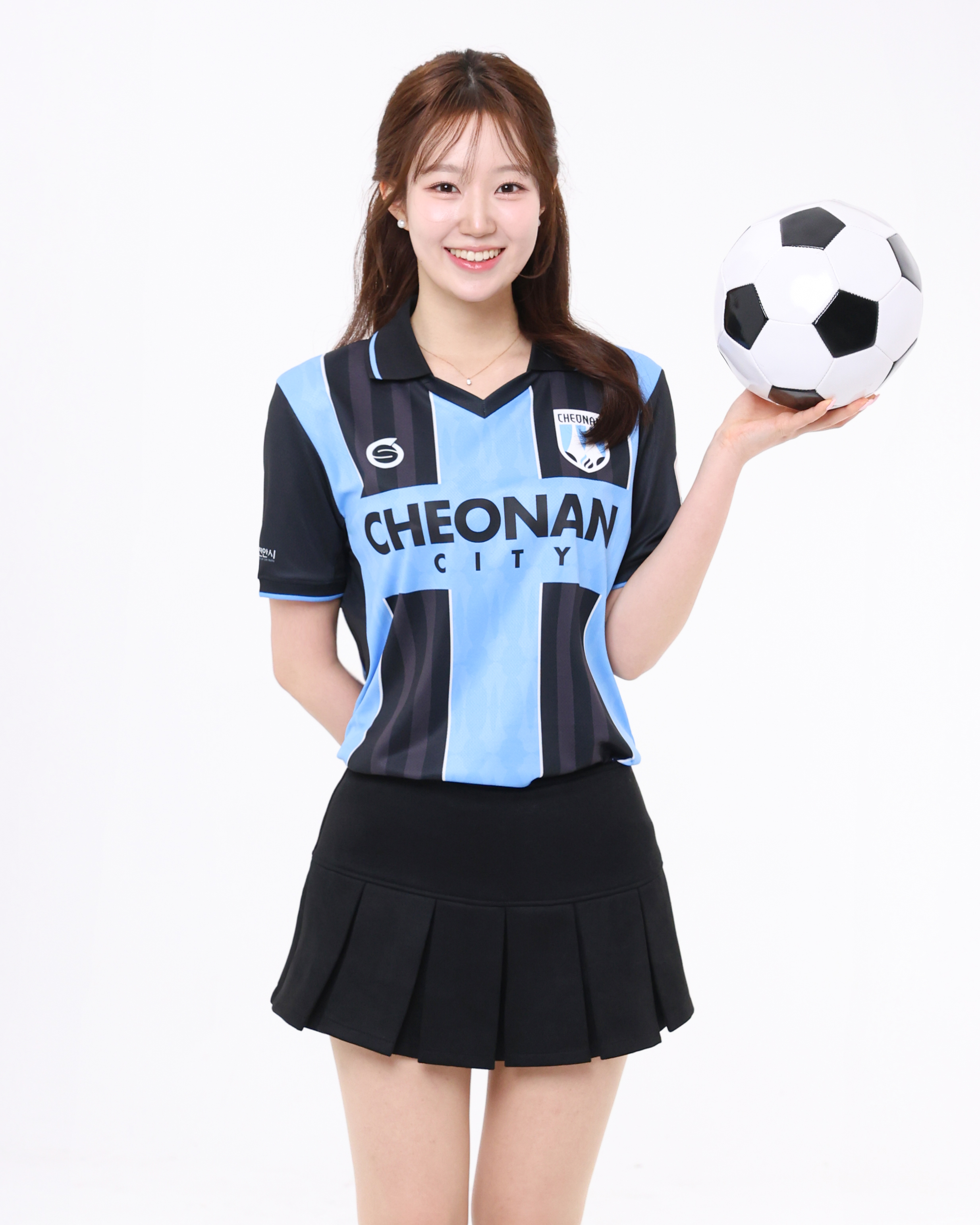 천안 프로필사진 순백스튜디오 — 시립 축구단 마스코트 하랑님 프로필 1
