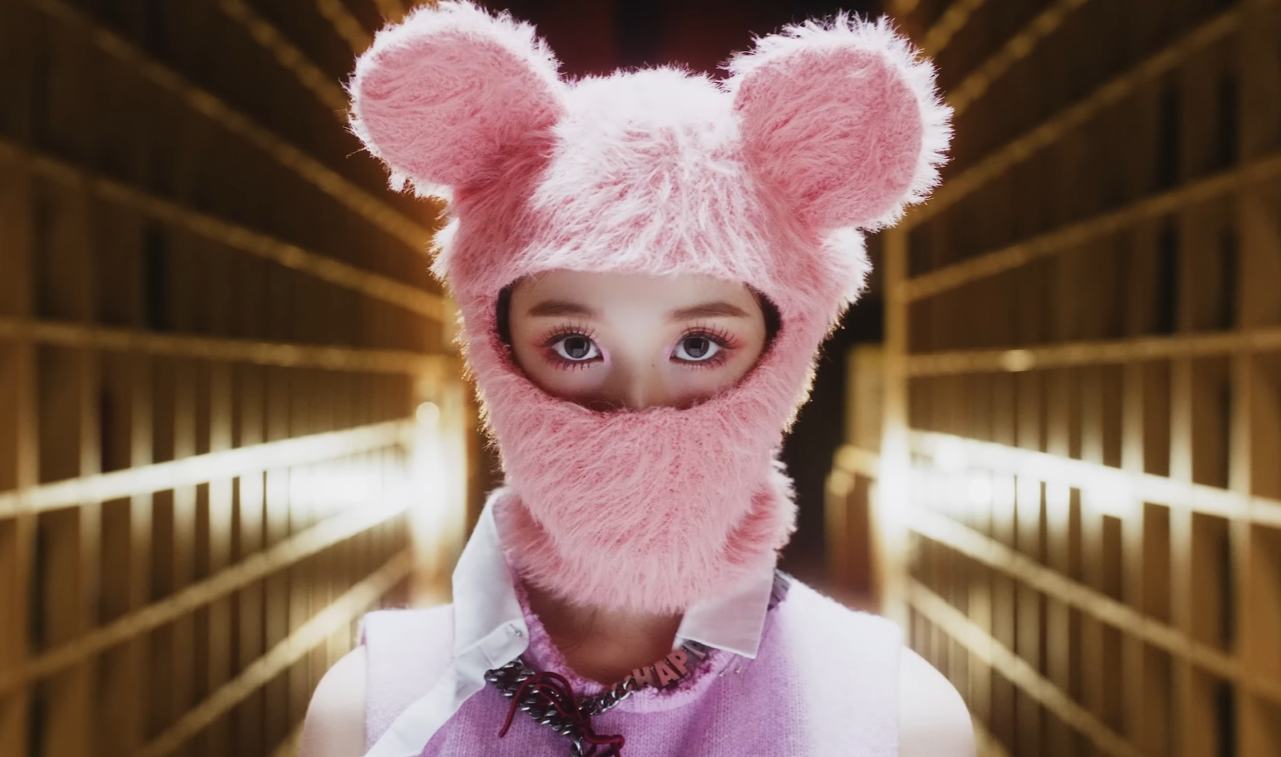 STAYC - Teddy Bear