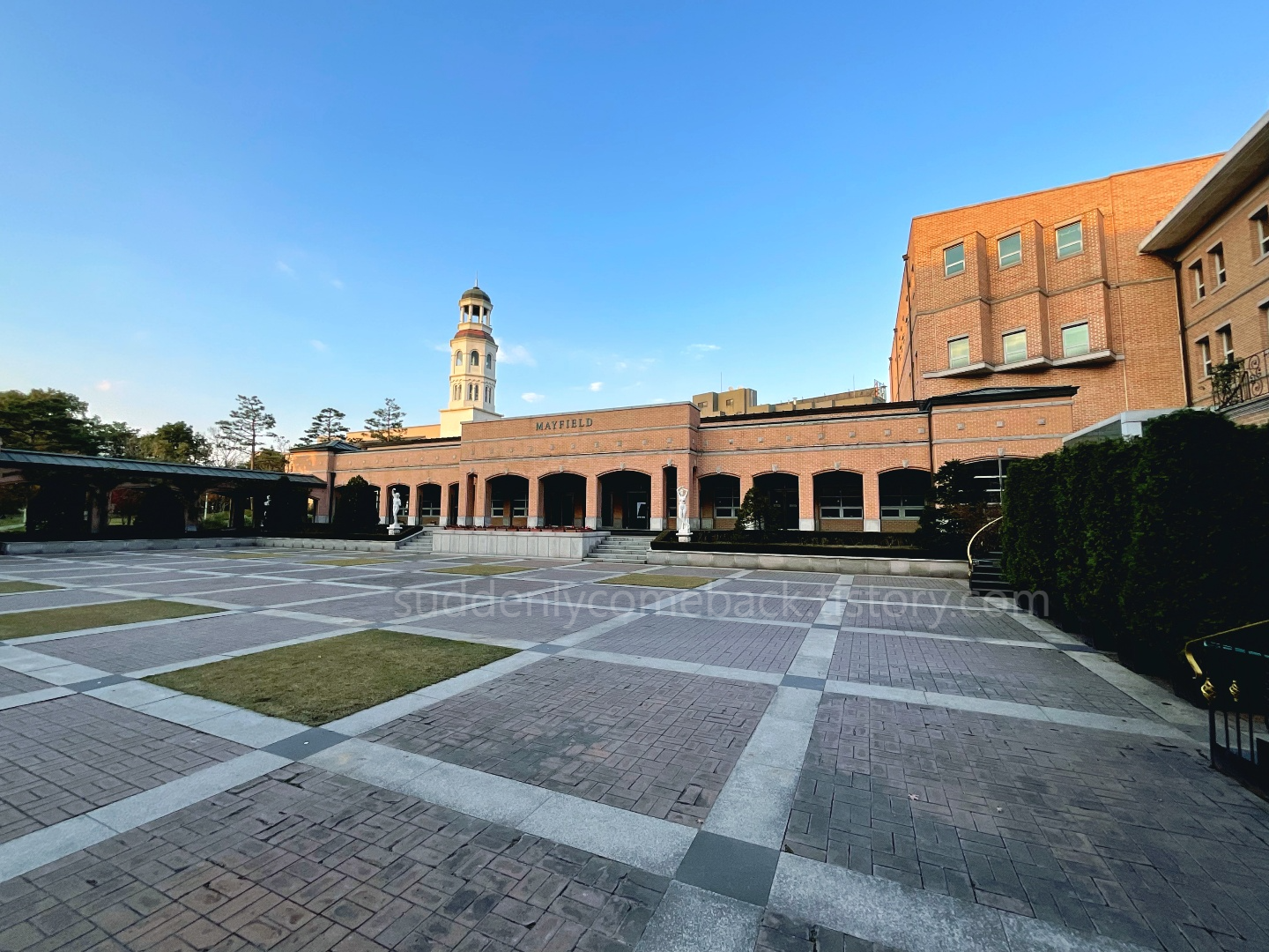 아트아리움과 연회장 모습