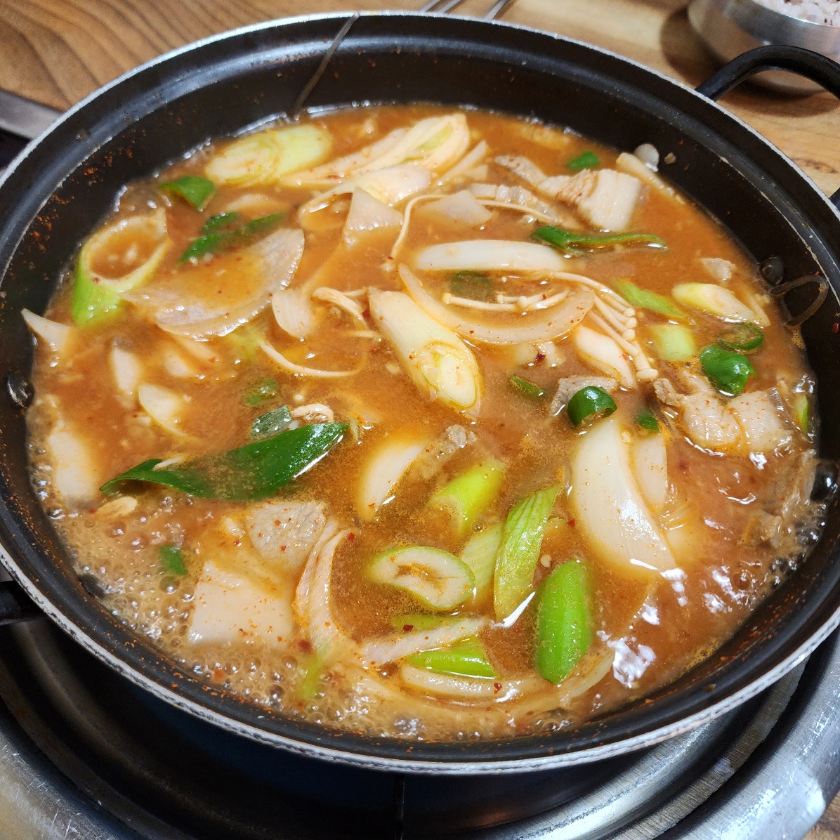 경주-시외-버스-터미널-근처-밥집-먹방-돼지찌개